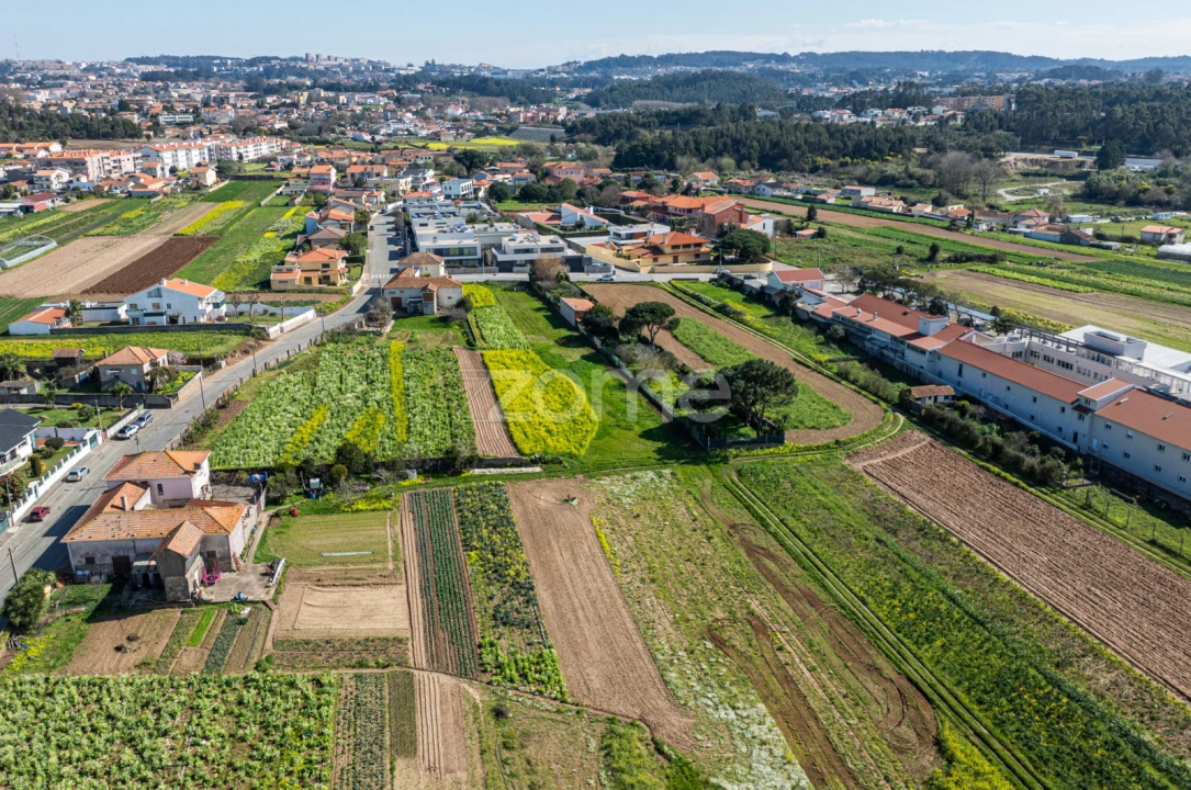 Terreno para Venda em Gulpilhares e Valadares Foto 13