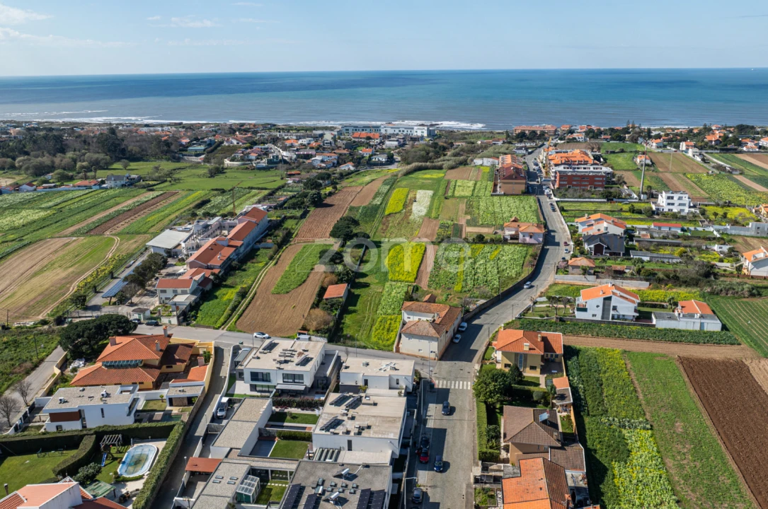 Terreno para Venda em Gulpilhares e Valadares Foto 16