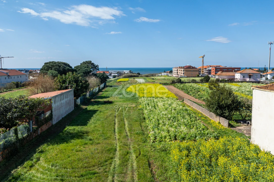 Terreno para Venda em Gulpilhares e Valadares Foto 1
