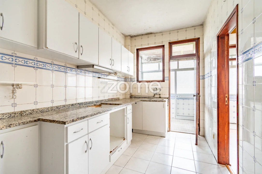 Apartamento T5 para Venda em Cedofeita, Santo Ildefonso, Sé, Miragaia, São Nicolau e Vitória Foto 6