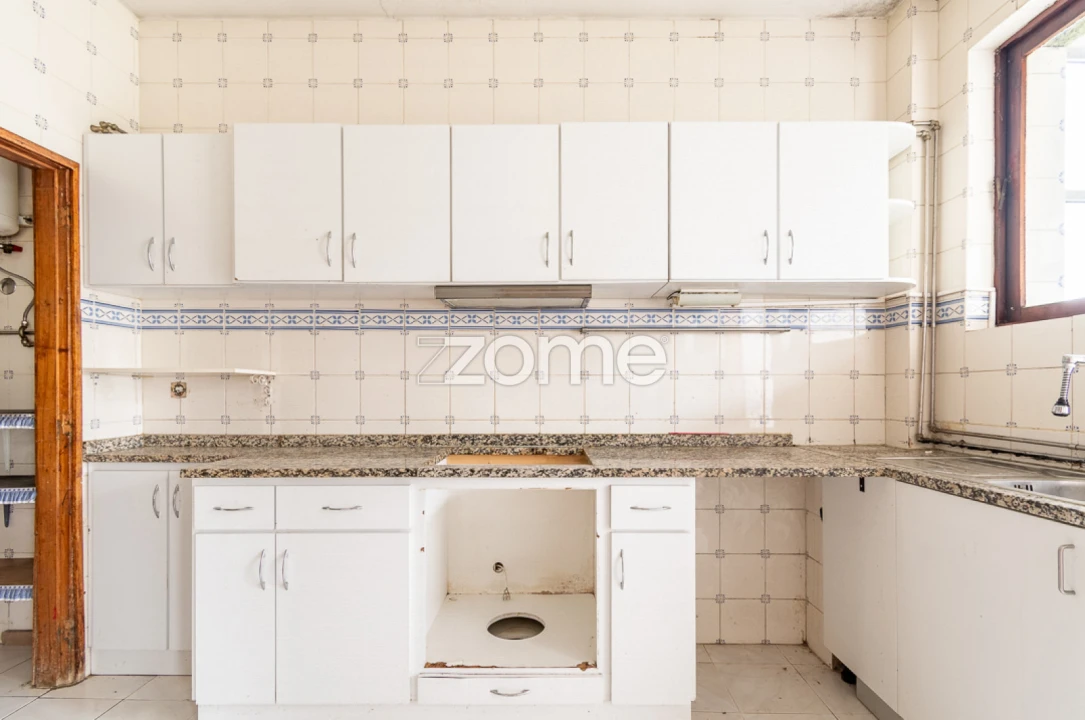 Apartamento T5 para Venda em Cedofeita, Santo Ildefonso, Sé, Miragaia, São Nicolau e Vitória Foto 7