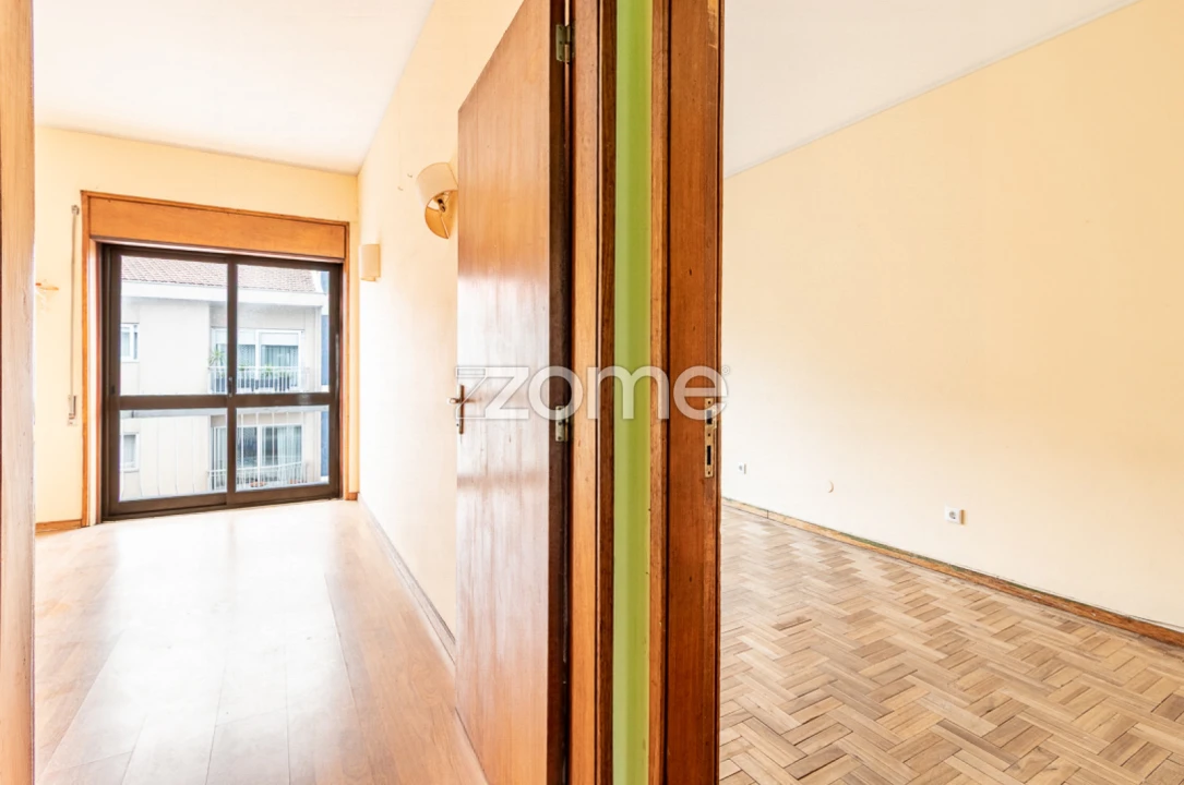 Apartamento T5 para Venda em Cedofeita, Santo Ildefonso, Sé, Miragaia, São Nicolau e Vitória Foto 33