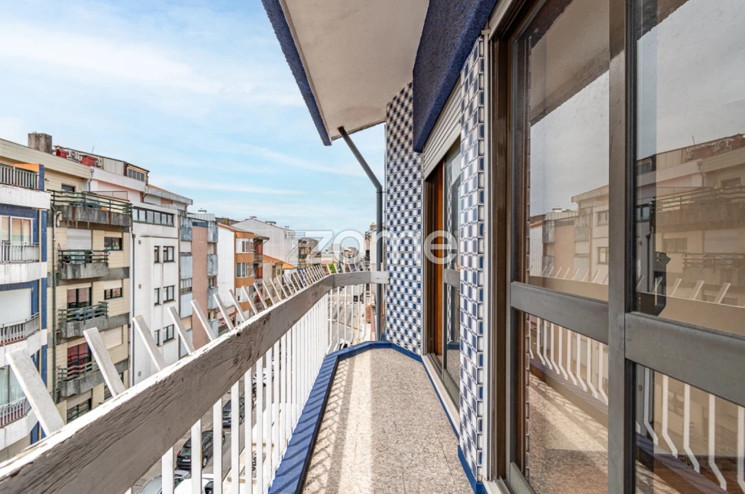 Apartamento T5 para Venda em Cedofeita, Santo Ildefonso, Sé, Miragaia, São Nicolau e Vitória Foto 38