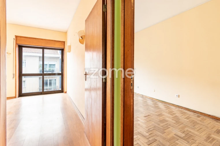 Apartamento T5 para Venda em Cedofeita, Santo Ildefonso, Sé, Miragaia, São Nicolau e Vitória Foto 33