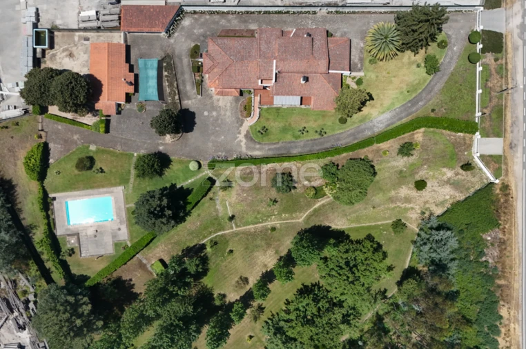 Moradia T5 para Venda em Mouronho Foto 52