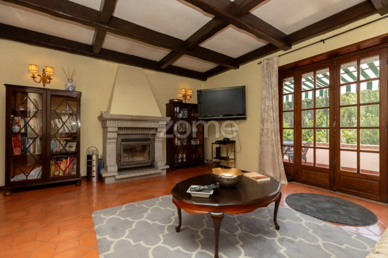 Moradia T5 para Venda em Mouronho Foto 14