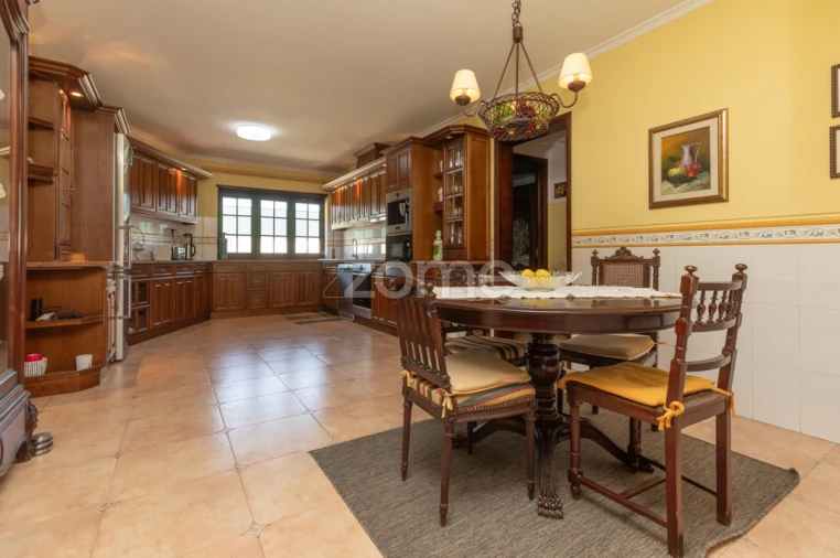 Moradia T5 para Venda em Mouronho Foto 19