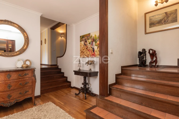 Moradia T5 para Venda em Mouronho Foto 23