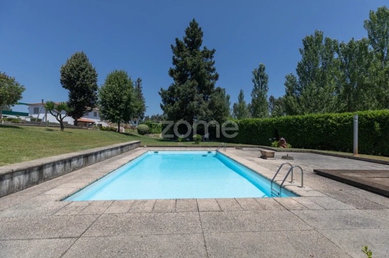 Moradia T5 para Venda em Mouronho Foto 8