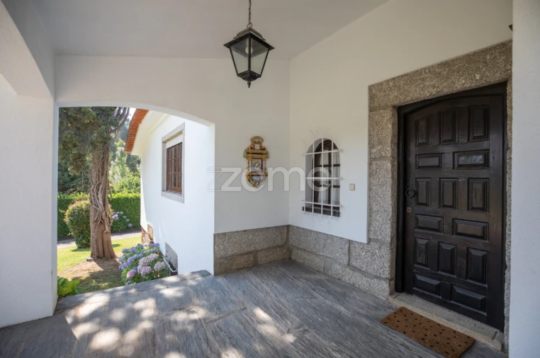 Moradia T5 para Venda em Mouronho Foto 42