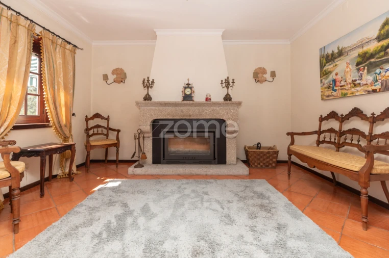 Moradia T5 para Venda em Mouronho Foto 47