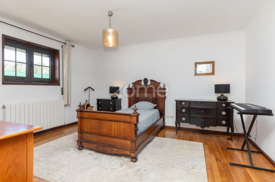 Moradia T5 para Venda em Mouronho Foto 26