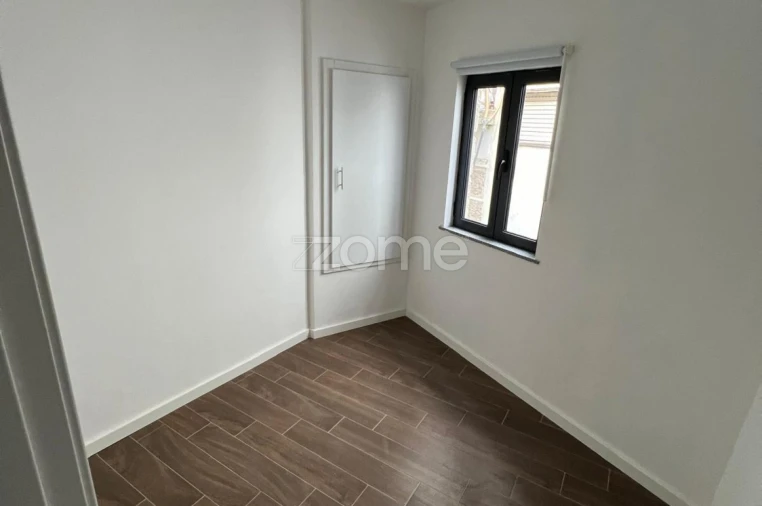 Prédio para Venda em Santa Comba Dão e Couto do Mosteiro Foto 13