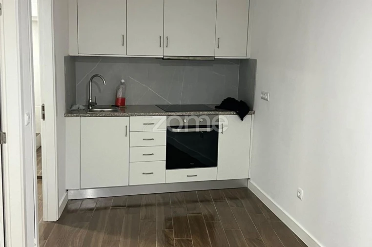 Prédio para Venda em Santa Comba Dão e Couto do Mosteiro Foto 7