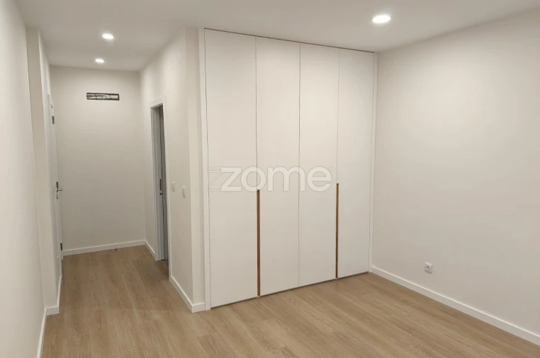 Moradia T4 para Venda em Palmela Foto 27