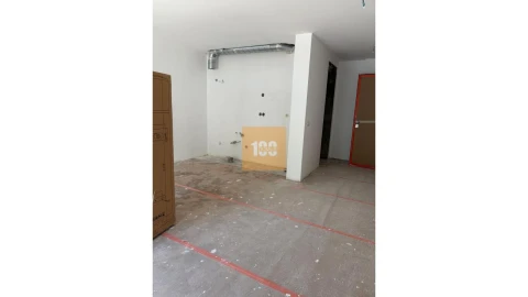 Apartamento para Venda em Cedofeita, Santo Ildefonso, Sé, Miragaia, São Nicolau e Vitória