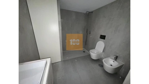 Apartamento para Venda em Cedofeita, Santo Ildefonso, Sé, Miragaia, São Nicolau e Vitória