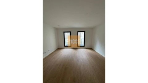 Apartamento para Venda em Cedofeita, Santo Ildefonso, Sé, Miragaia, São Nicolau e Vitória