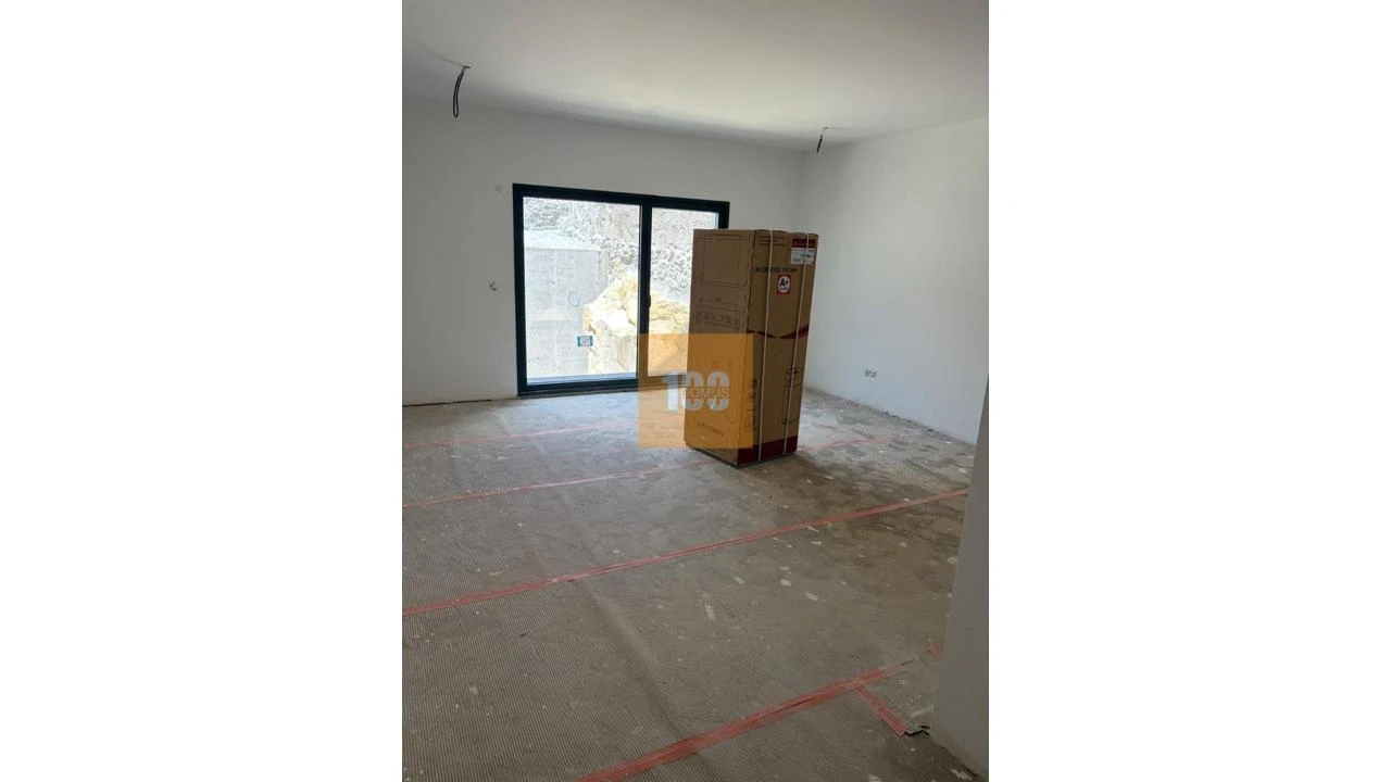 Apartamento para Venda em Cedofeita, Santo Ildefonso, Sé, Miragaia, São Nicolau e Vitória Foto 2
