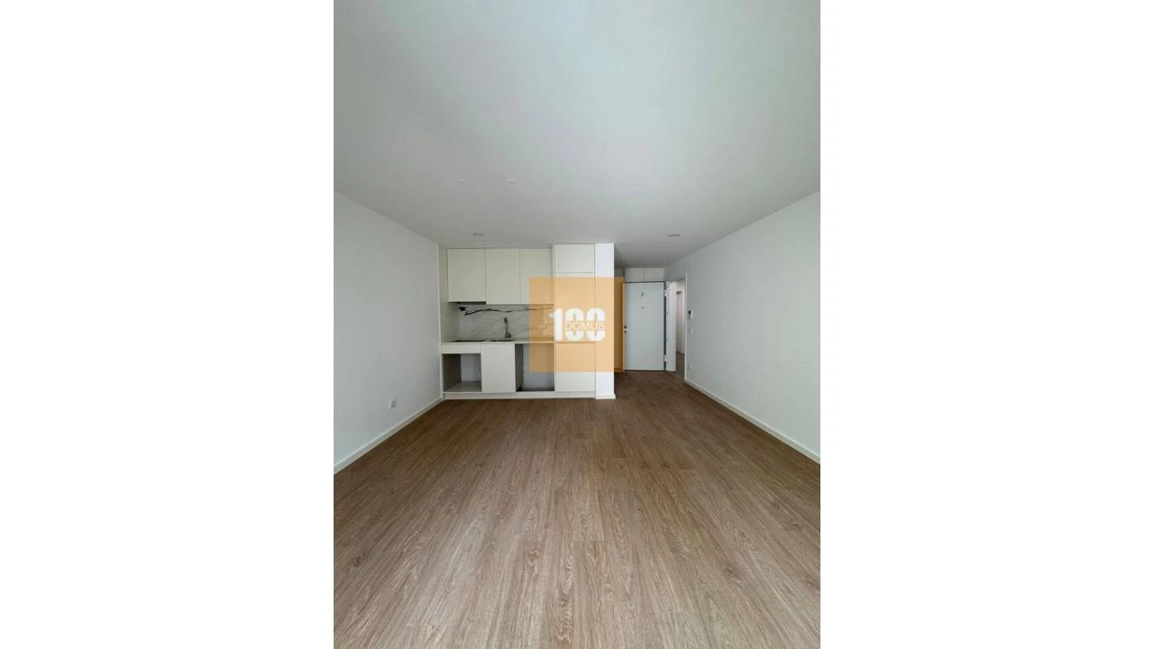 Apartamento para Venda em Cedofeita, Santo Ildefonso, Sé, Miragaia, São Nicolau e Vitória Foto 8
