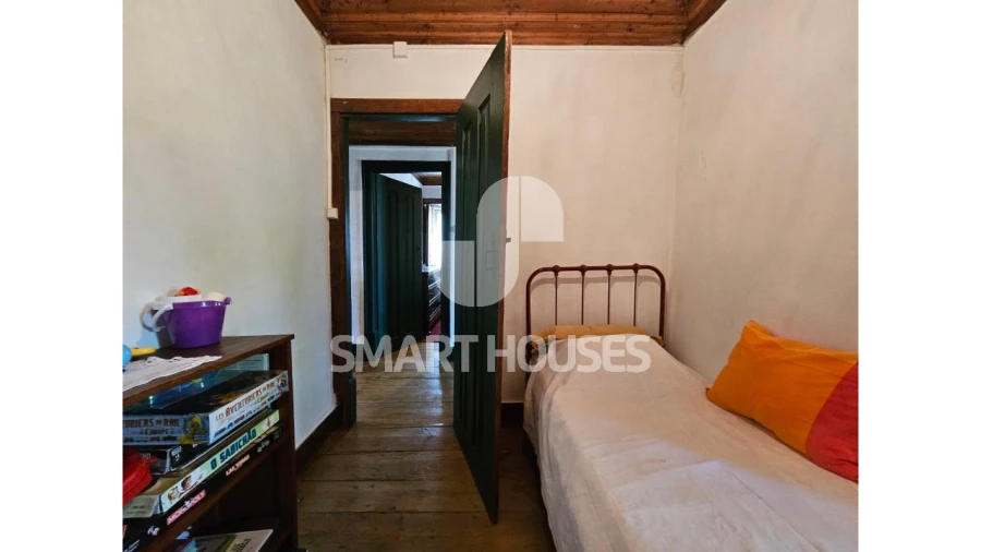 Moradia T5 para Venda em Espariz e Sinde Foto 13