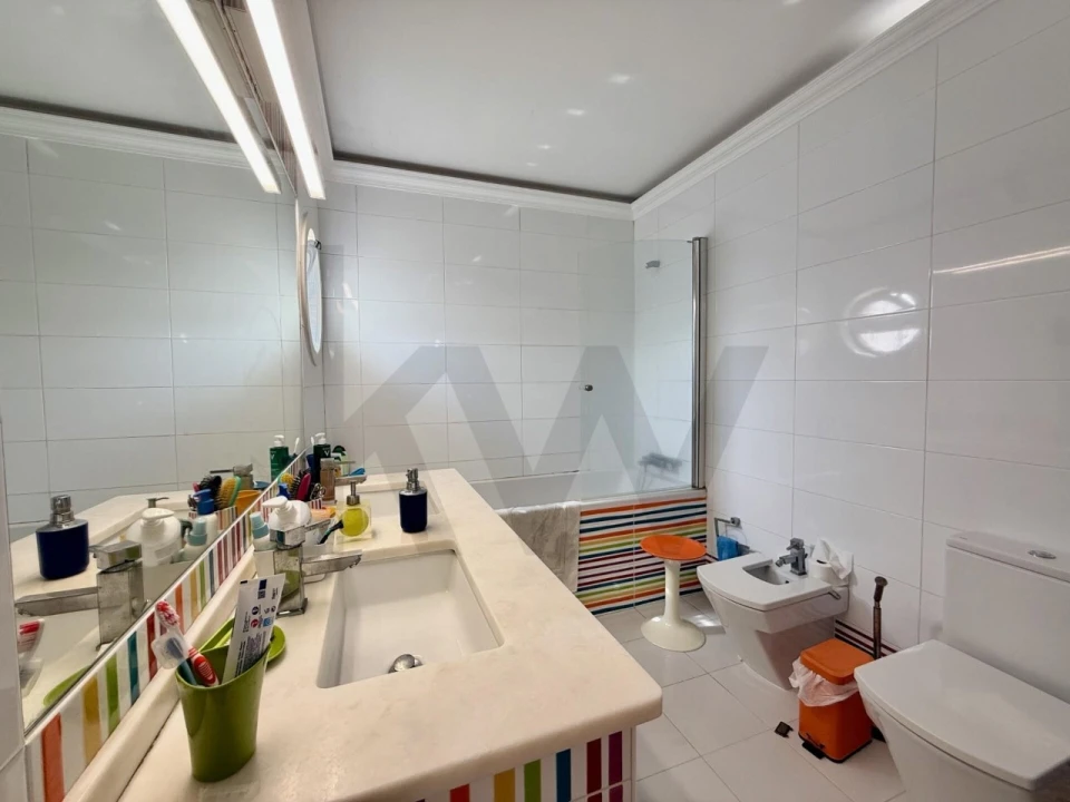 Moradia T5 para Venda em São Bras e São Lourenço Foto 28