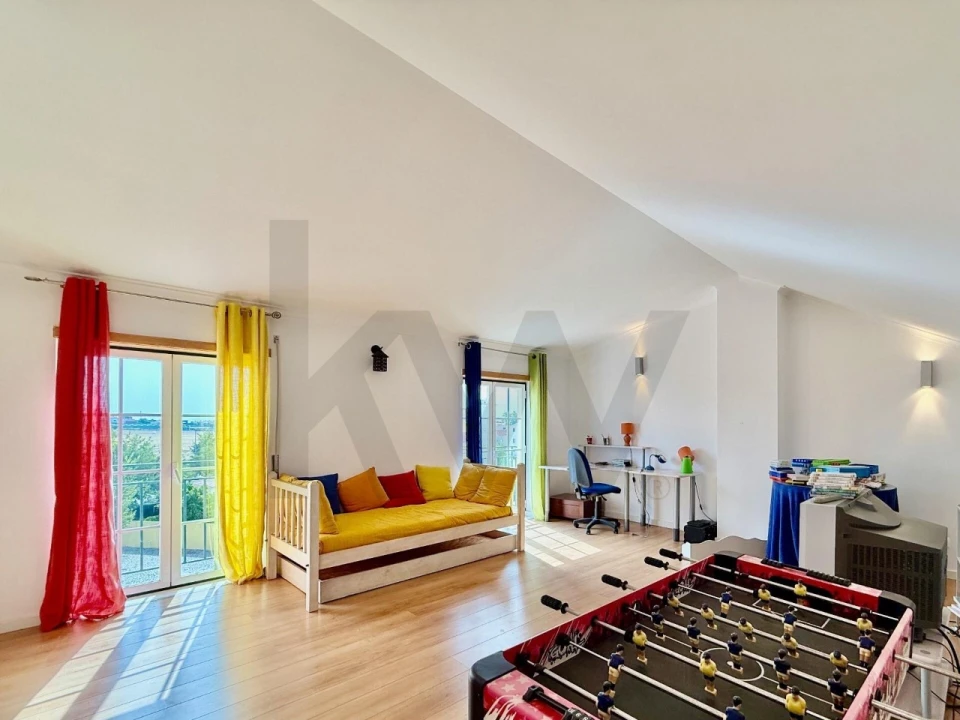 Moradia T5 para Venda em São Bras e São Lourenço Foto 33