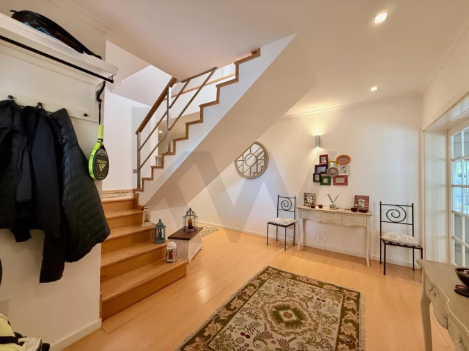 Moradia T5 para Venda em São Bras e São Lourenço Foto 1