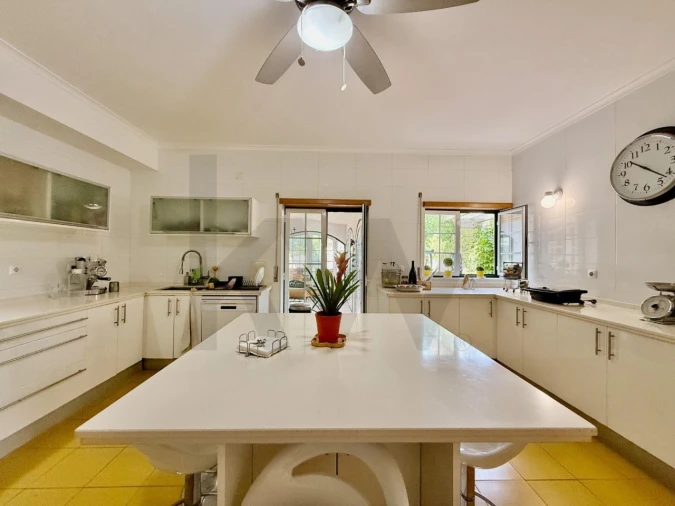 Moradia T5 para Venda em São Bras e São Lourenço Foto 11