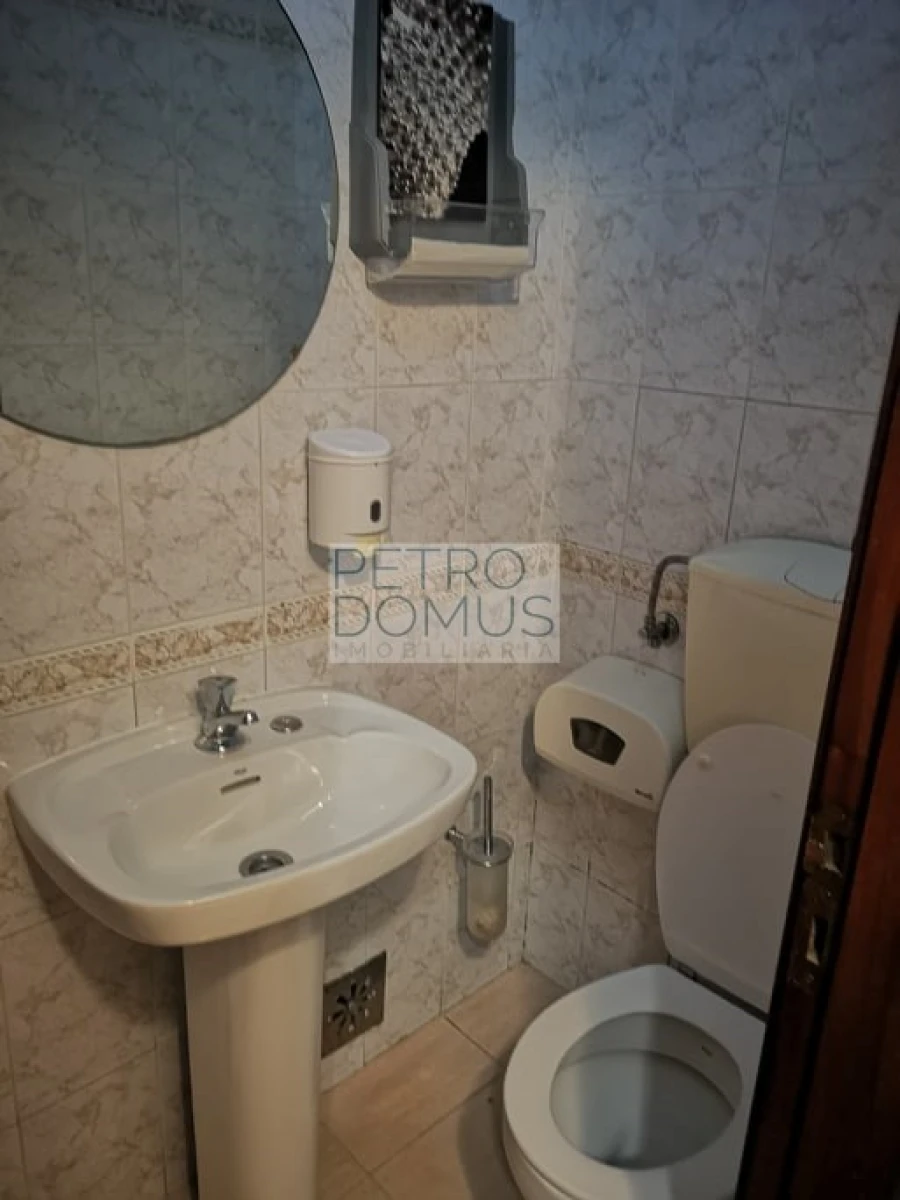 Loja para Arrendamento em Leiria, Pousos, Barreira e Cortes Foto 7