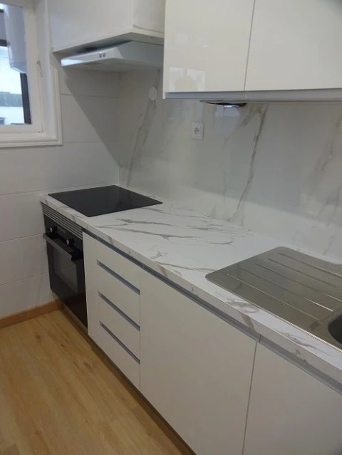 Apartamento T2 para Arrendamento em Cedofeita, Santo Ildefonso, Sé, Miragaia, São Nicolau e Vitória