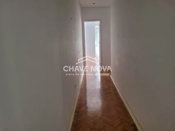 Apartamento T3 para Arrendamento em Santo António