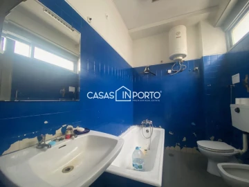 Loja para Arrendamento em Cedofeita, Santo Ildefonso, Sé, Miragaia, São Nicolau e Vitória