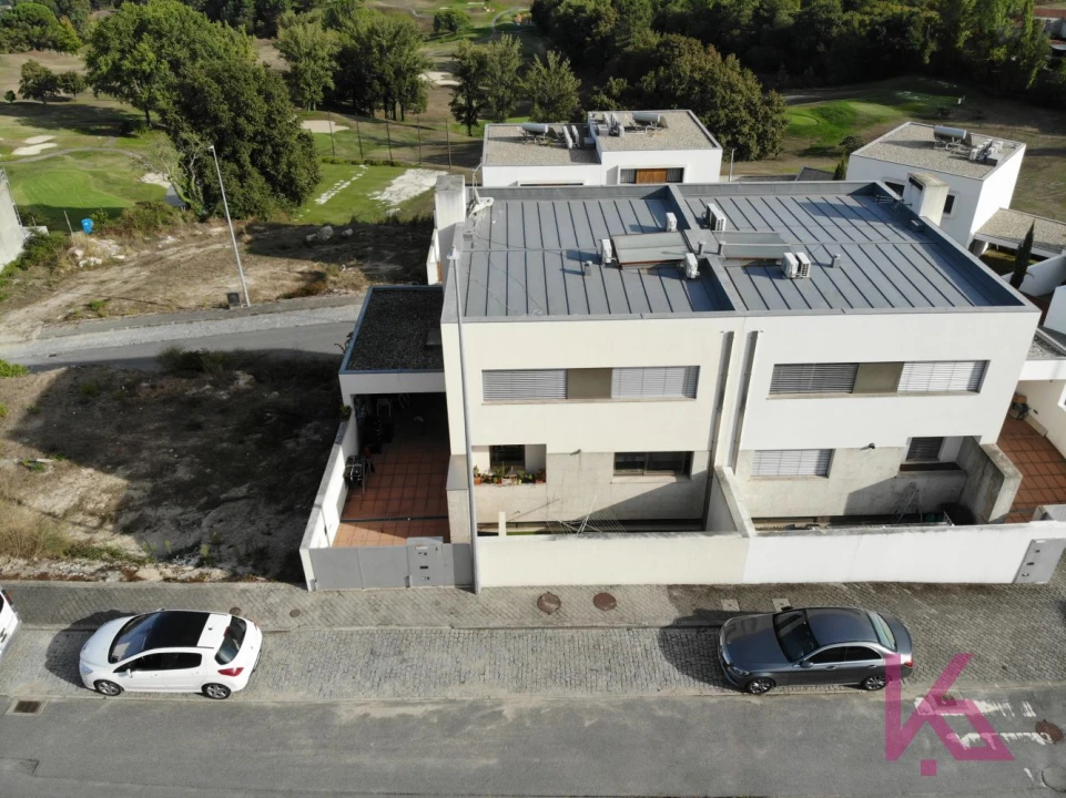 Moradia T3 para Venda em Louredo Foto 1