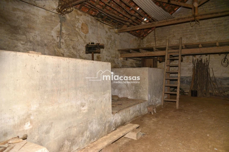 Moradia T3 para Venda em Vilarinho do Bairro Foto 21