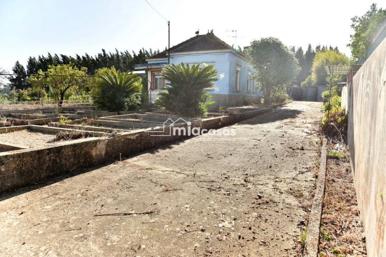 Moradia T3 para Venda em Vilarinho do Bairro Foto 4