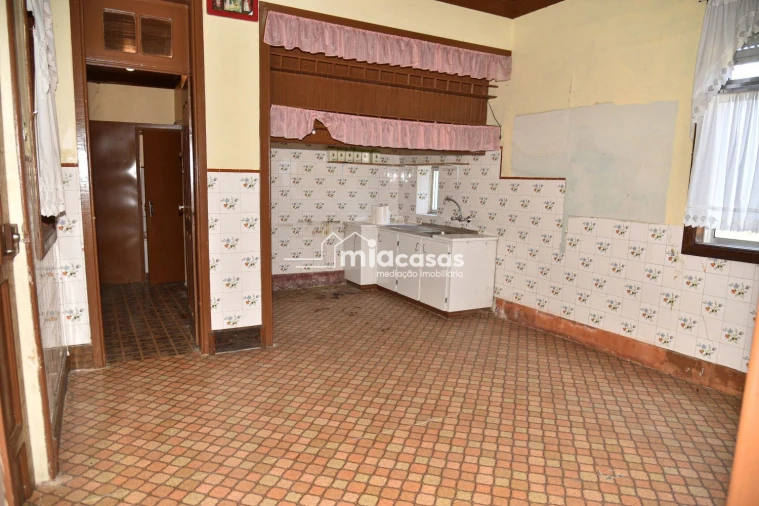 Moradia T3 para Venda em Vilarinho do Bairro Foto 10