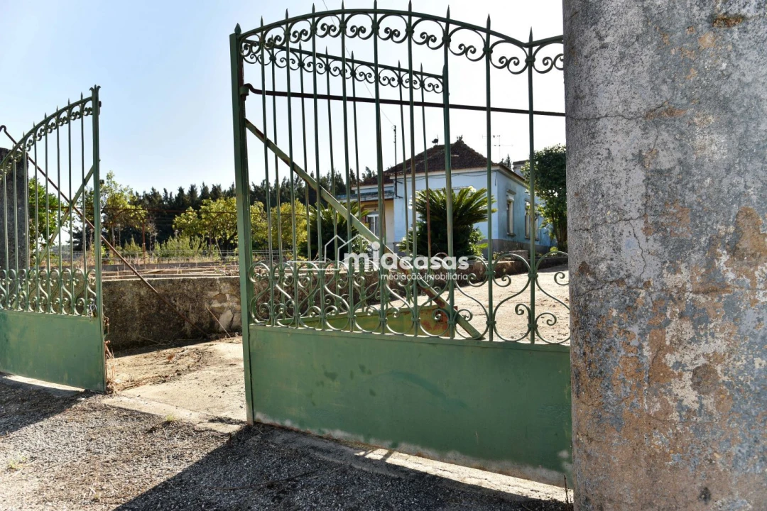 Moradia T3 para Venda em Vilarinho do Bairro Foto 2