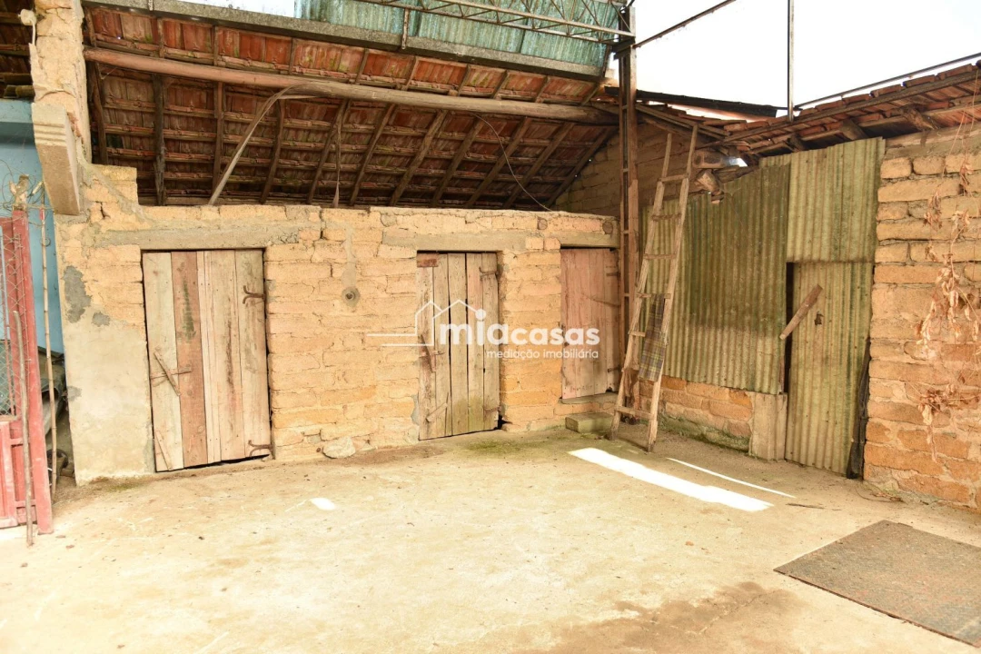 Moradia T3 para Venda em Vilarinho do Bairro Foto 25