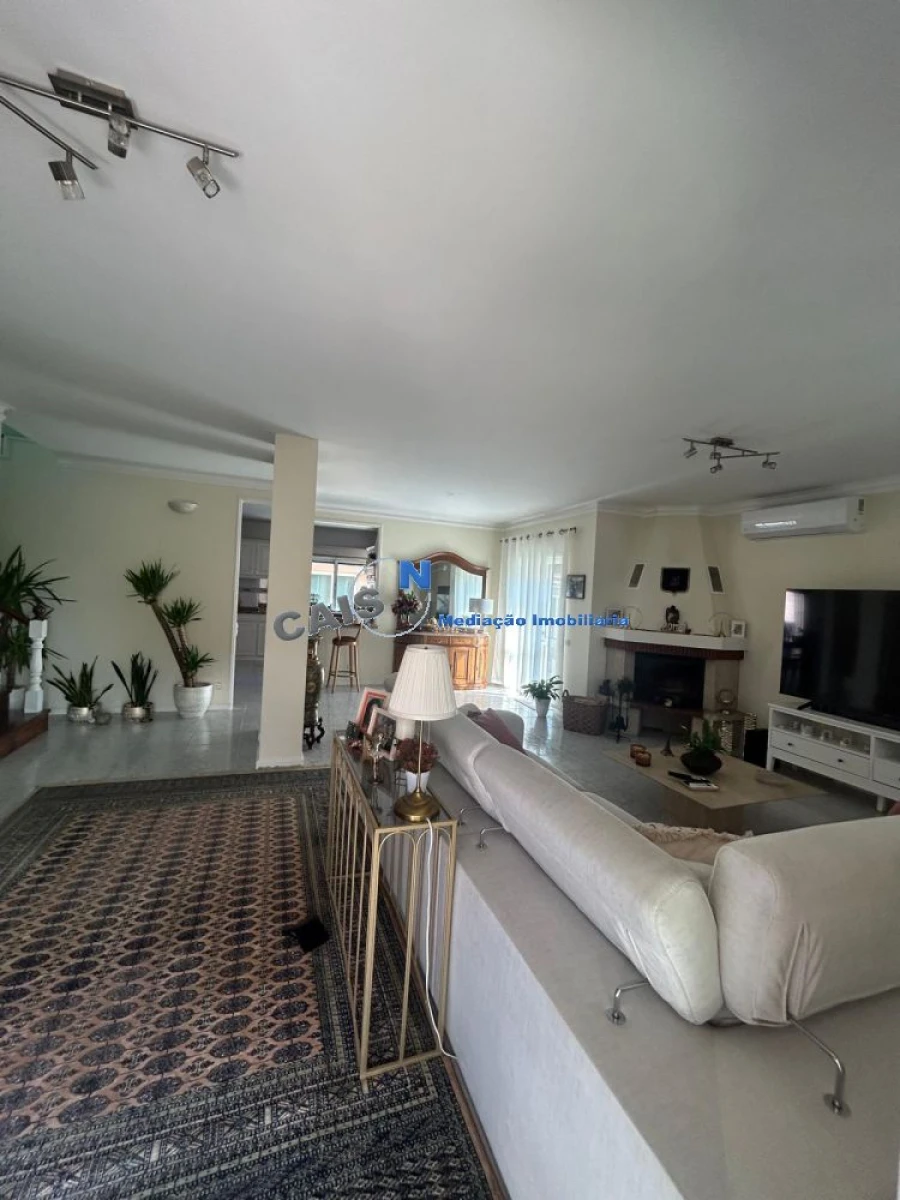 Moradia T4 para Venda em Alfena Foto 18