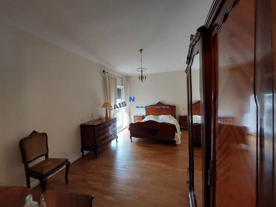 Moradia T4 para Venda em Alfena Foto 26