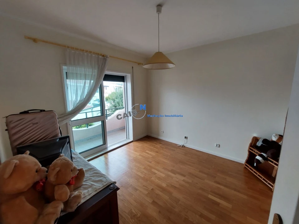 Moradia T4 para Venda em Alfena Foto 37