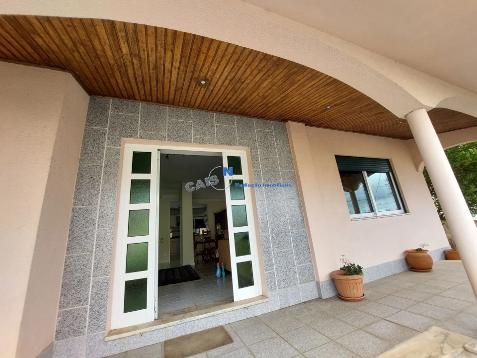 Moradia T4 para Venda em Alfena Foto 30