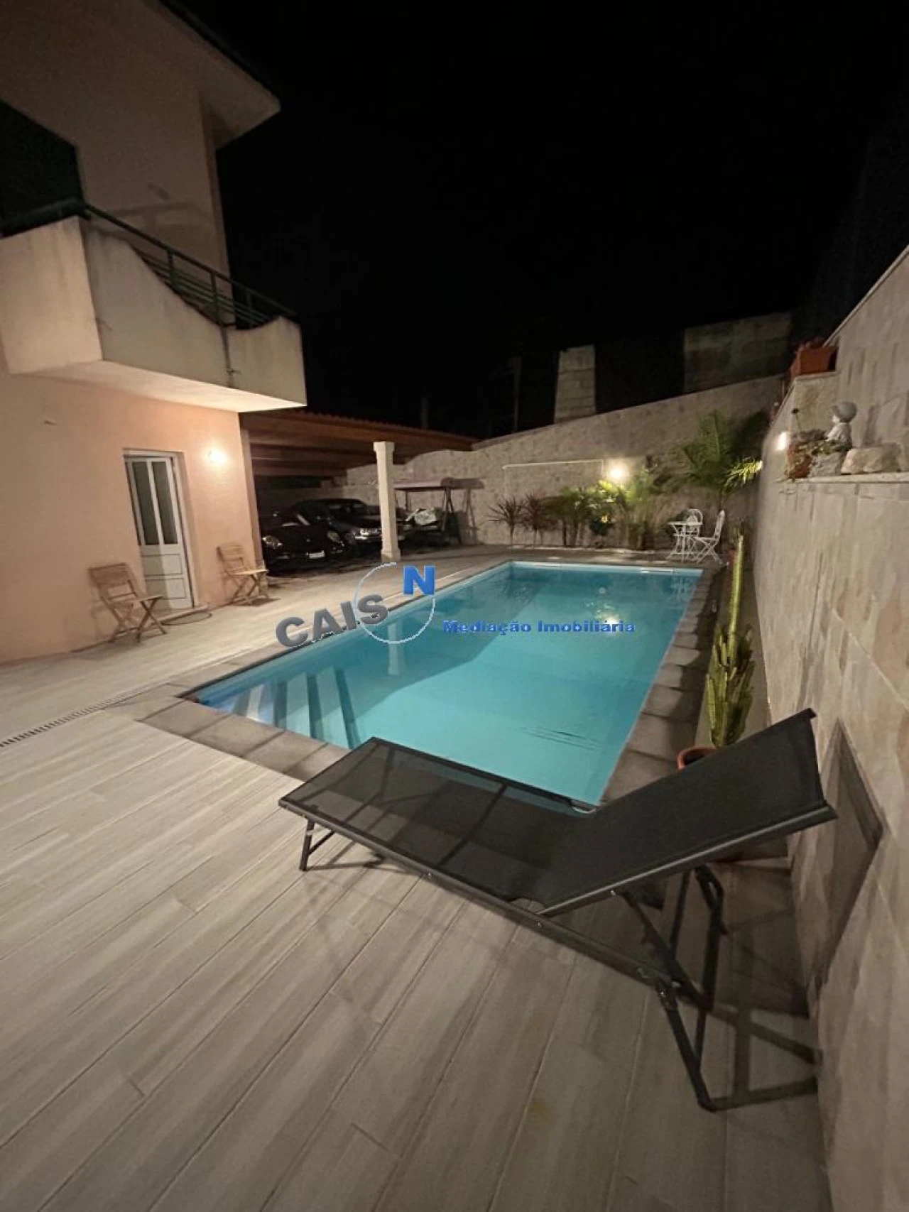 Moradia T4 para Venda em Alfena Foto 8