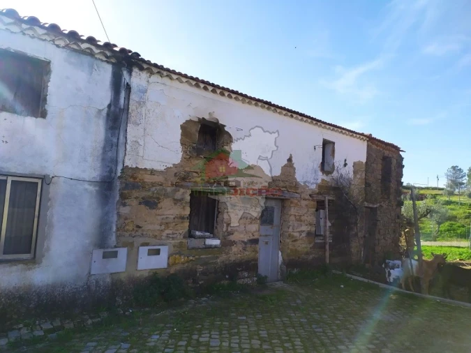 Moradia T3 para Venda em Proença-A-Nova e Peral Foto 2