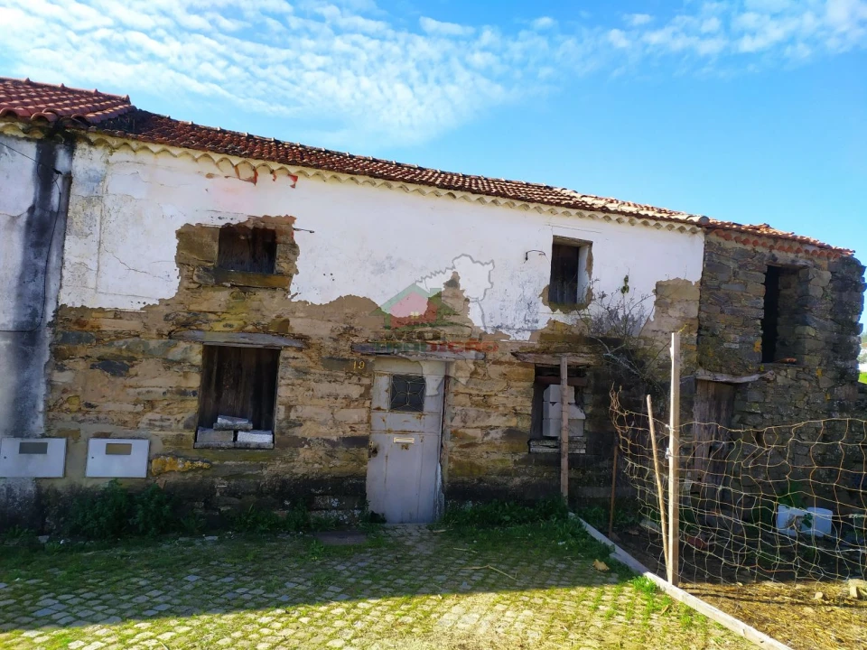 Moradia T3 para Venda em Proença-A-Nova e Peral Foto 3