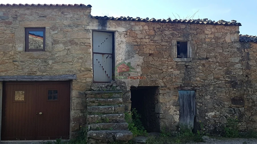 Moradia T1 para Venda em Pedrogão Pequeno Foto 3