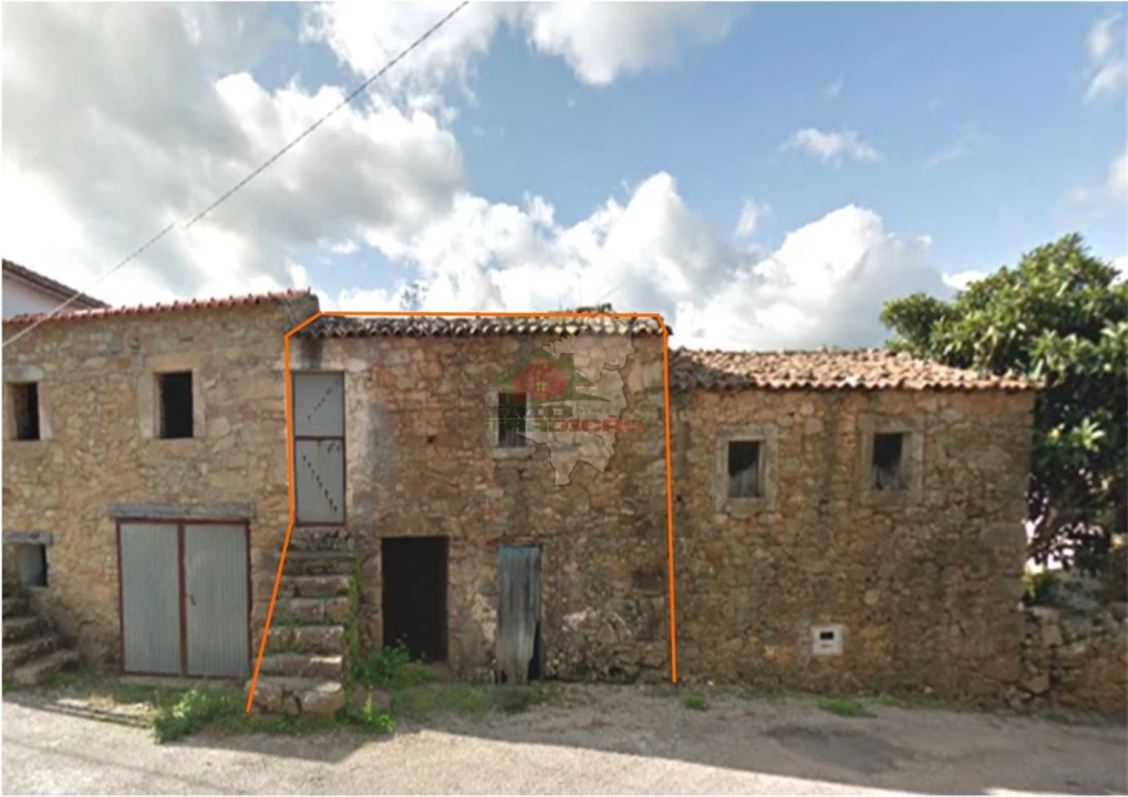 Moradia T1 para Venda em Pedrogão Pequeno Foto 1