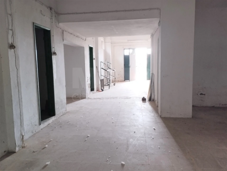 Loja para Arrendamento em Massamá e Monte Abraão Foto 10