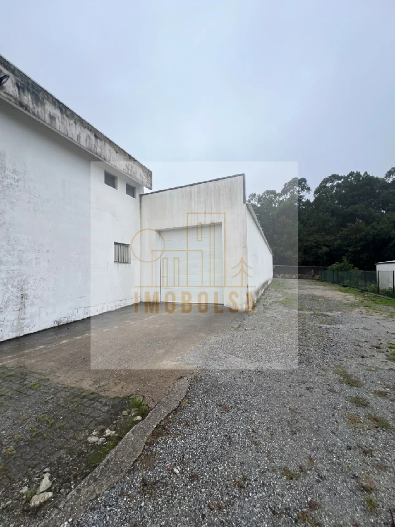 Armazém para Arrendamento em Brufe Foto 4